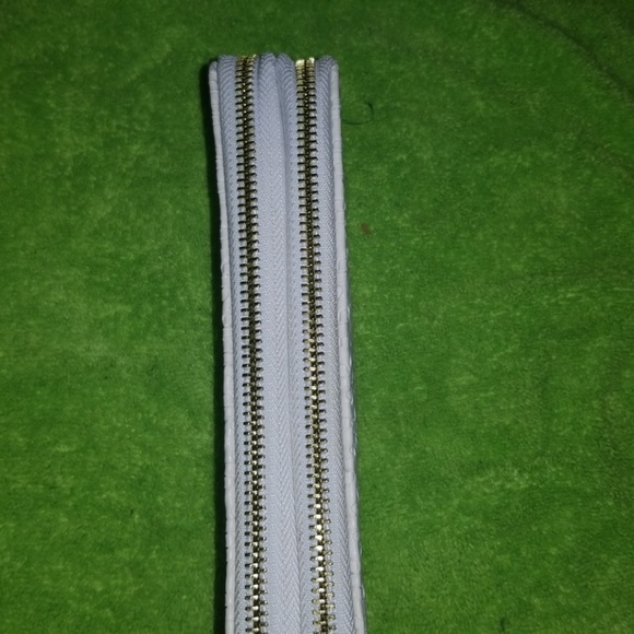 Hand Wallet Purse - Picture 4 of 4